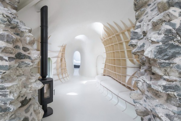 18th-century-ruins-transform-into-a-futuristic-home-3