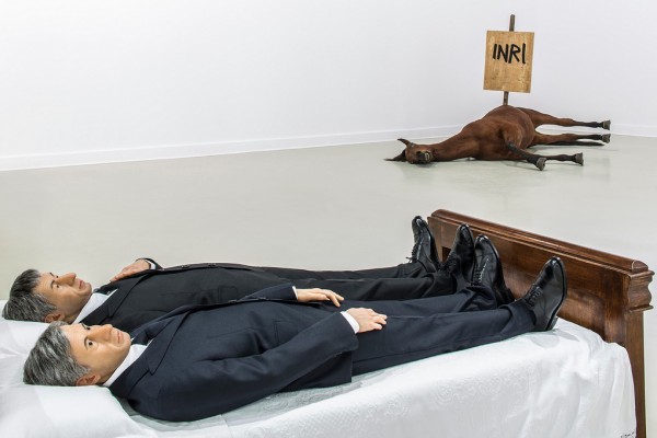 Maurizio-Cattelan-AMEN_Zenzott_07