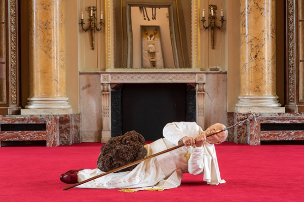 Maurizio-Cattelan-Not-Afraid-of-Love_08